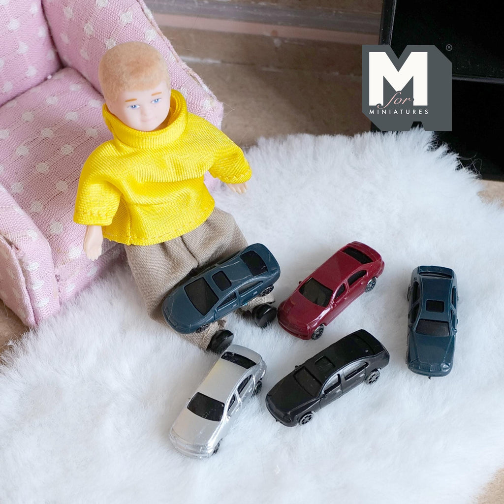 1:150 Assorted Miniature Cars 5pcs , 4 Door Sedan with or without Sunroof Set of 5 - H008