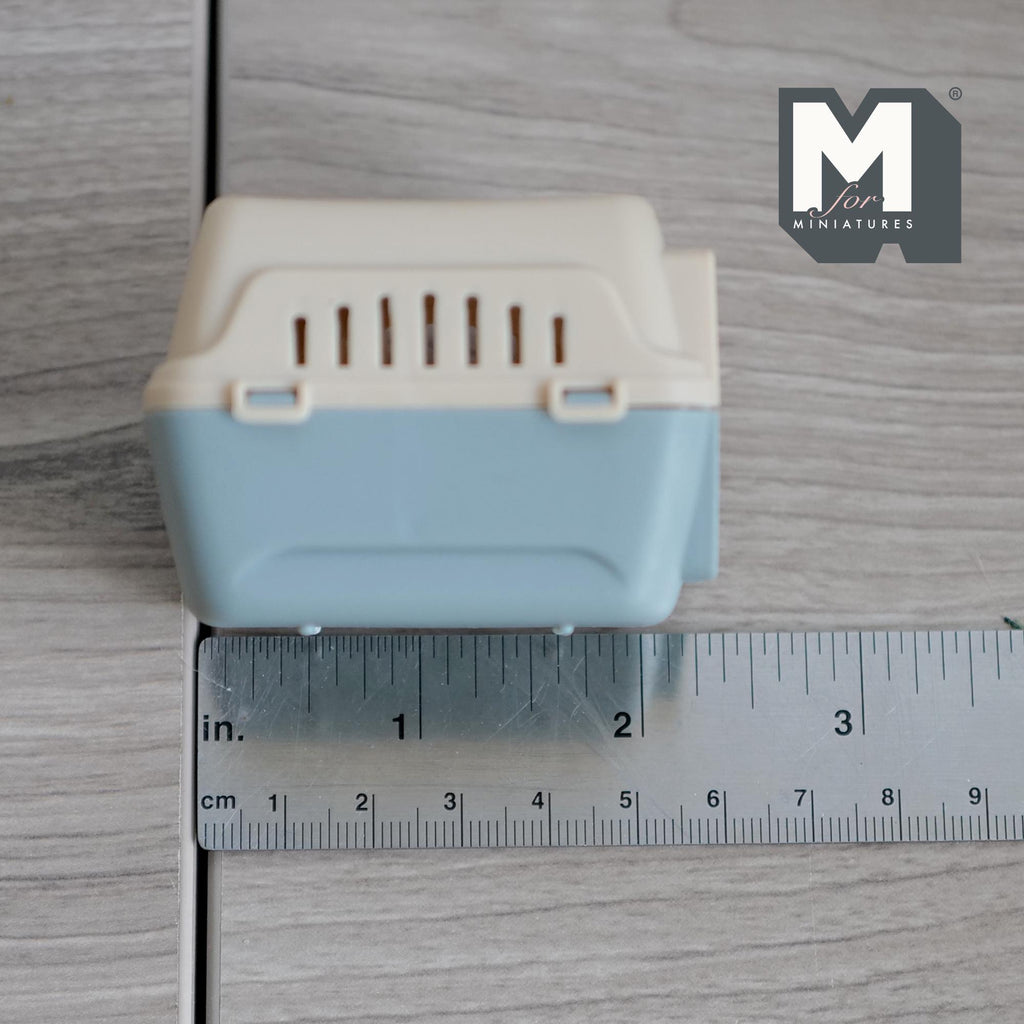 Miniature Pet Travel Carrier 1:12 Scale Dollhouse Dog Cat Cage Travel Pet Crate with Handle (beige gray) - B054