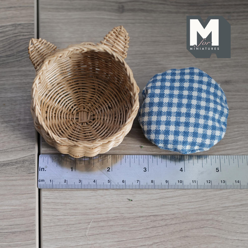 Miniature Wicker Pet Bed with Ears 1:12 Scale Dollhouse Basket Dog Bed Cat Bed 1-7/8 inch tall (beige) - B027