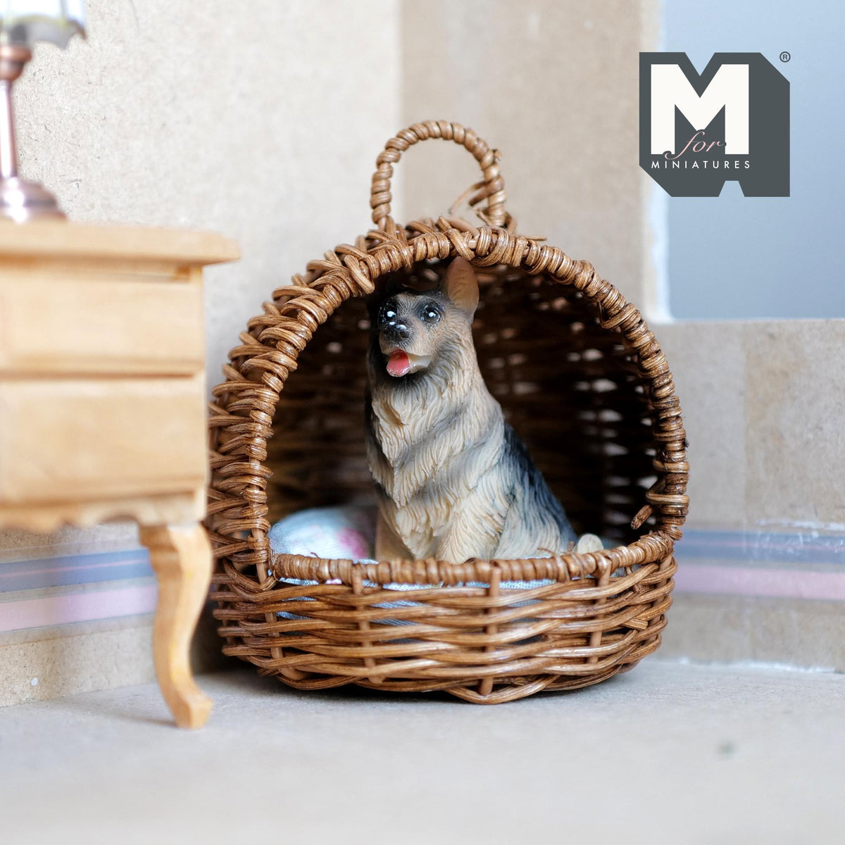 Miniature Hooded Wicker Pet Bed with Cushion and Lifting Handle 1:12 Scale Dog Bed Cat Bed 3-7/8 inch tall (brown) - B028
