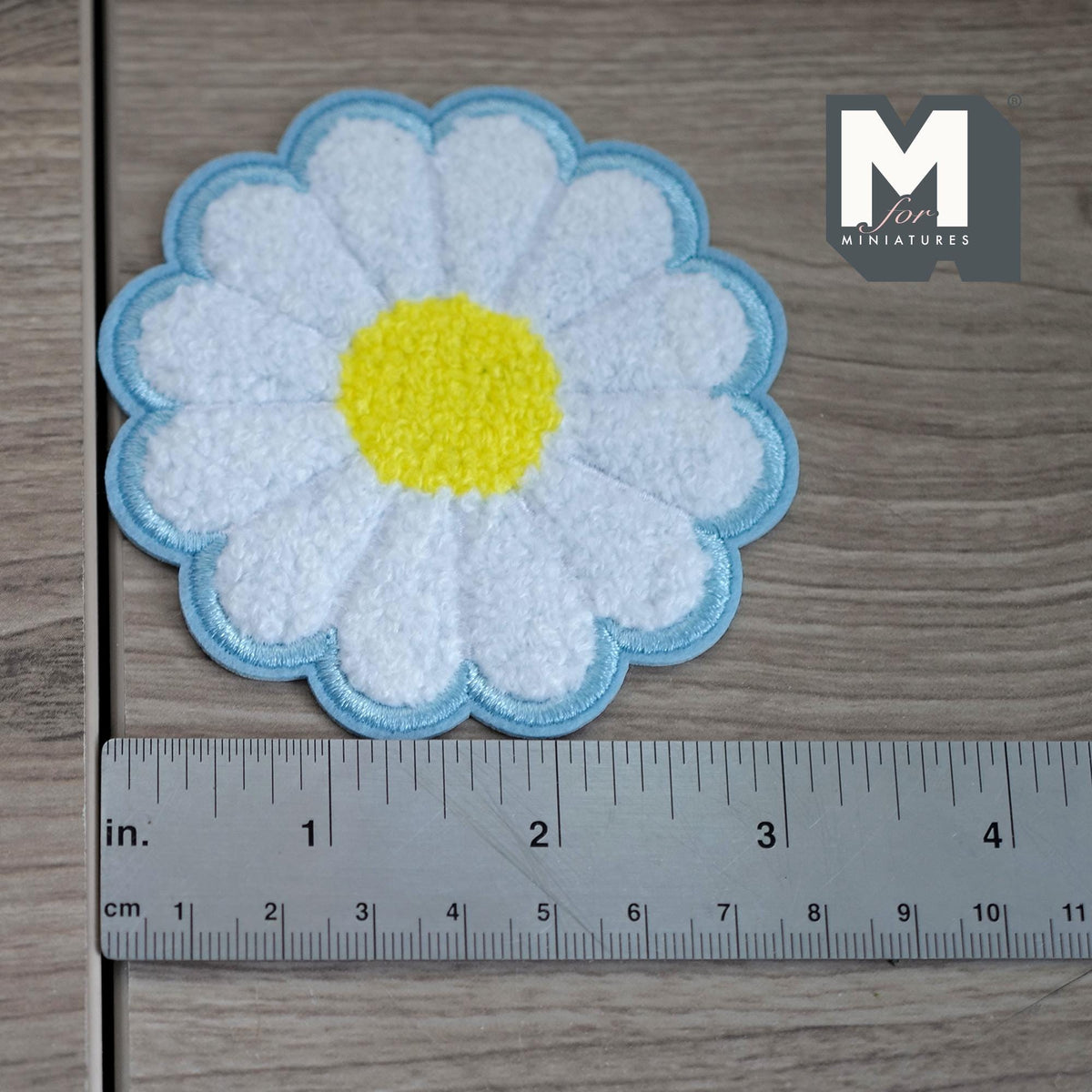 Miniature Daisy Flower Rug 1:12 Scale Dollhouse Nursery Baby Room Pastel Scalloped Round Shag Rug 3-1/4 inch dia. (blue) - K021