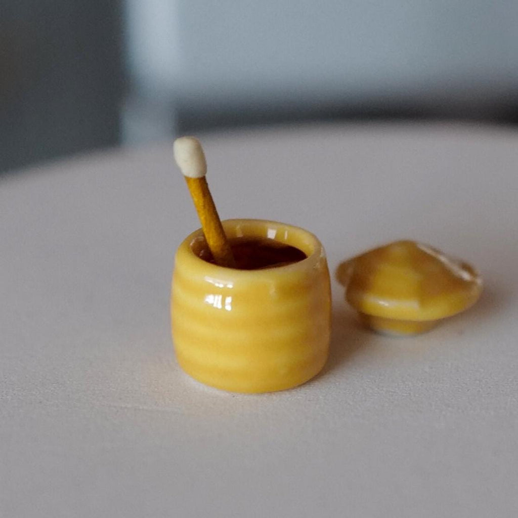 1:12 Miniature Honey Pot and Dipper - C019