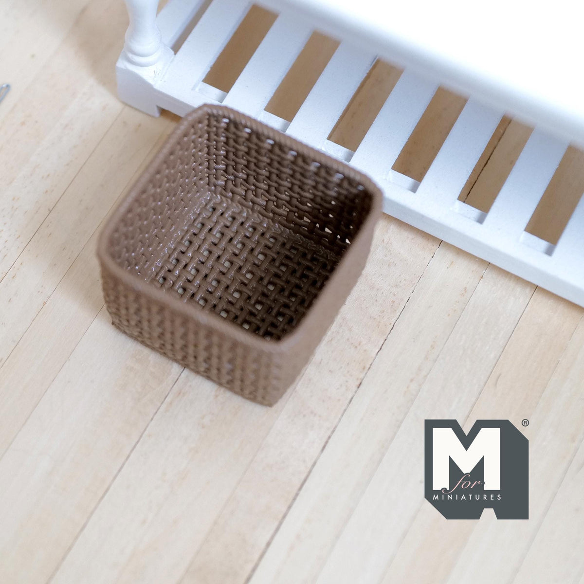 Miniature Square Faux Wicker Basket 1:12 Scale Dollhouse Rattan Laundry Hamper Storage Bin 15/16 inch tall (brown) - C012
