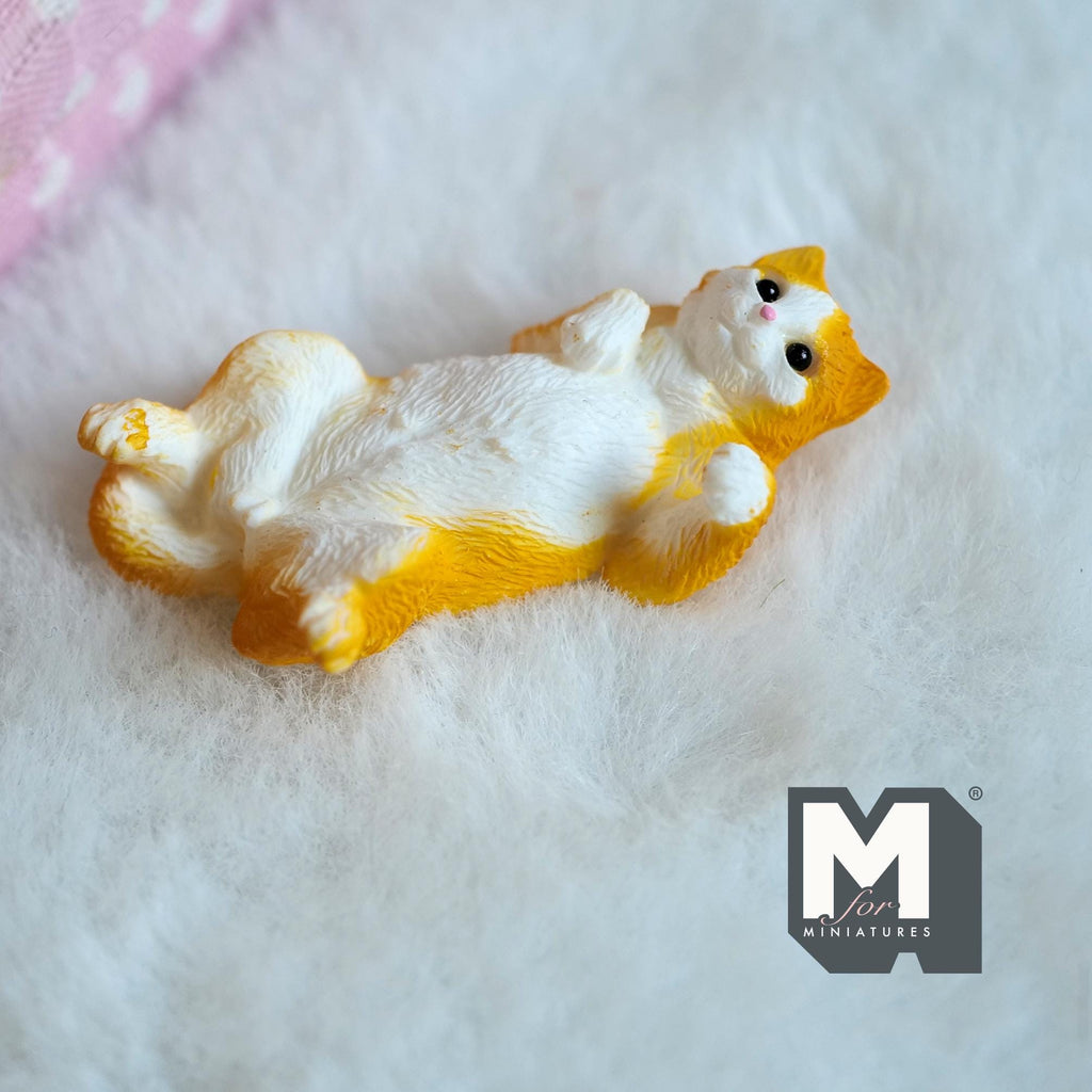 Miniature Tummy Up Cat Figurine 1:12 Scale Dollhouse Orange White Cat Lying on Back 1-3/4 inch long (resin) - B046