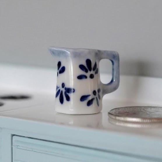 1:12 Dollhouse Miniature Blue Jug / Miniatures Jug / Dollhouse Jug / Tiny Jug - A026