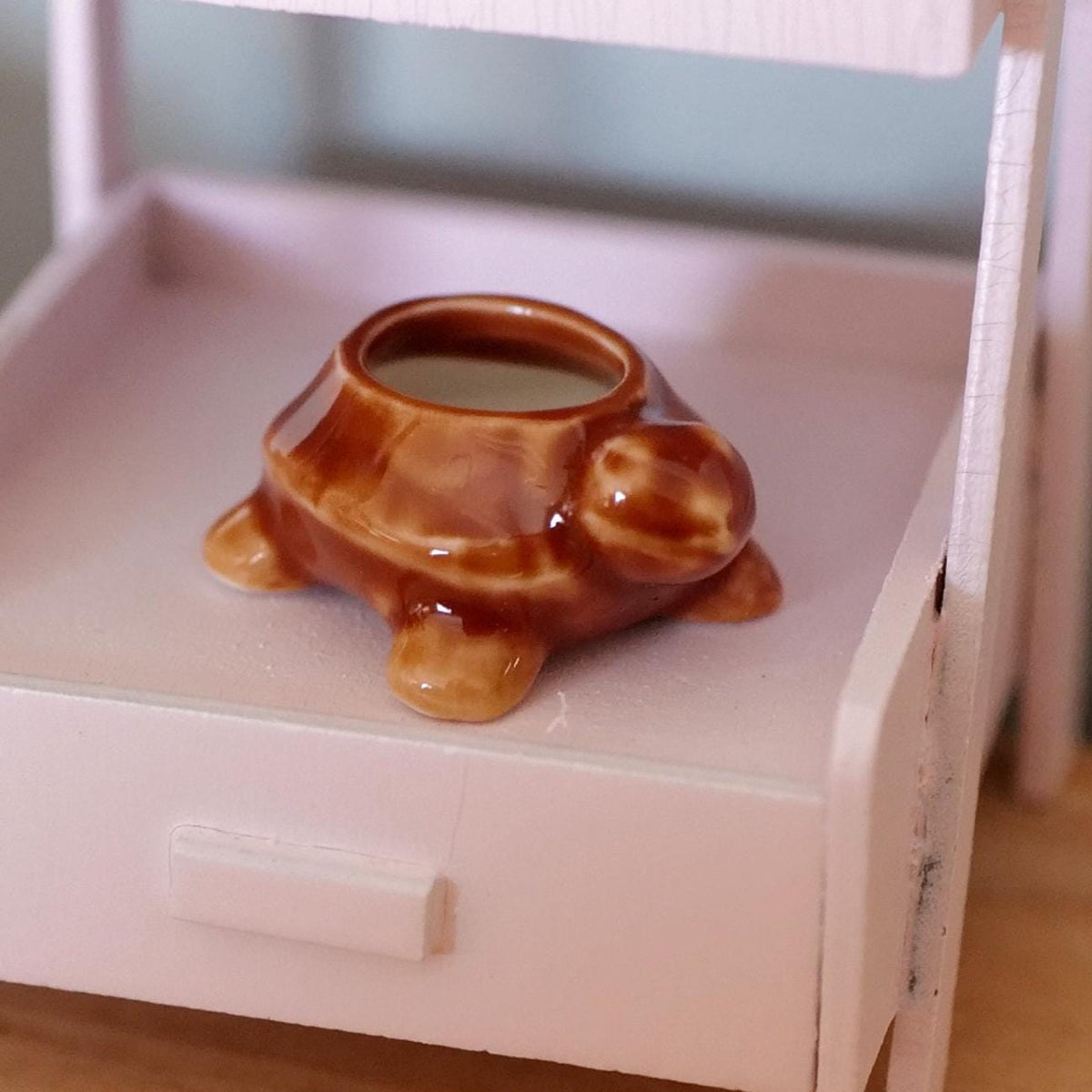 1:12 Miniature Ceramic Turtle Planter Flower Pot 1 Inch Scale Dollhouse Turtle Pot - B080
