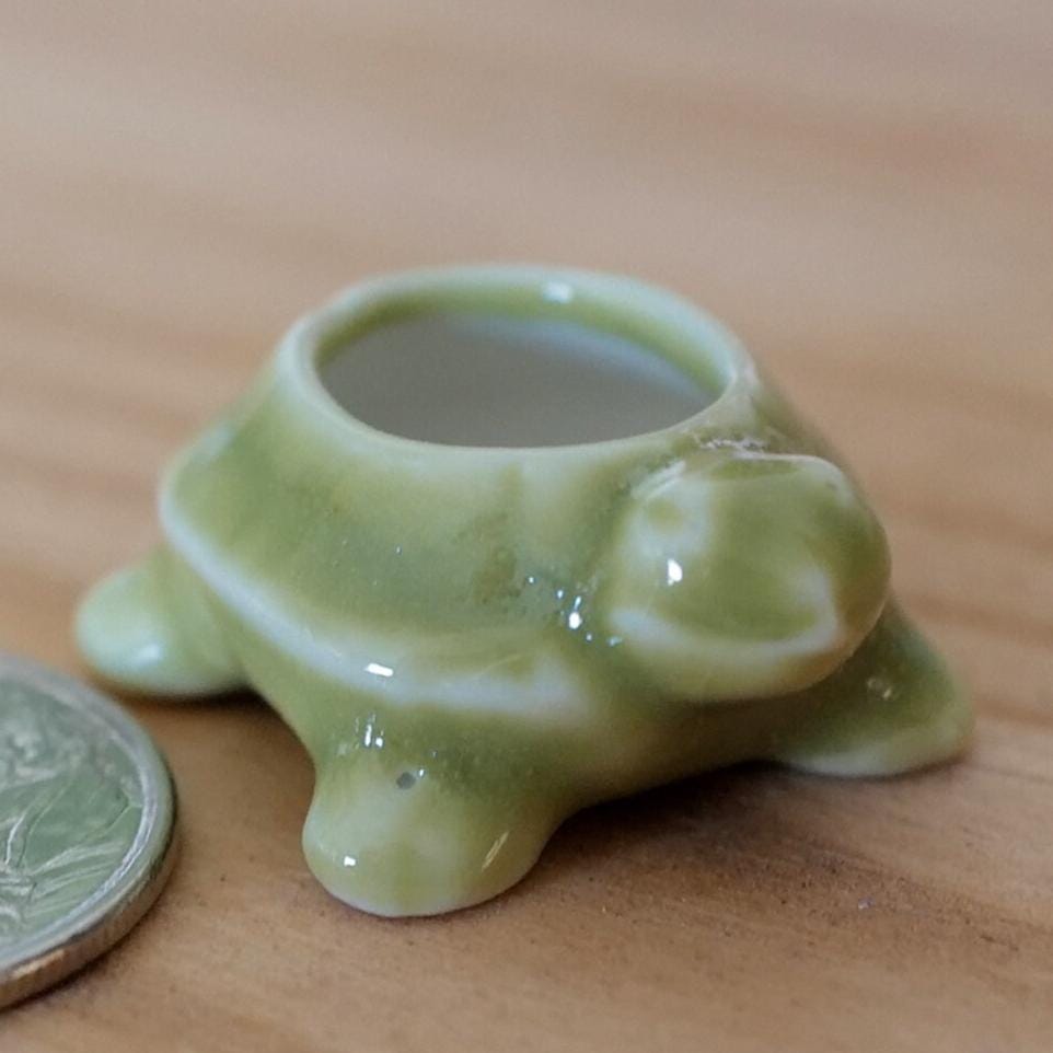 1:12 Miniature Ceramic Turtle Planter Flower Pot 1 Inch Scale Dollhouse Supplies Turtle Pot - B079
