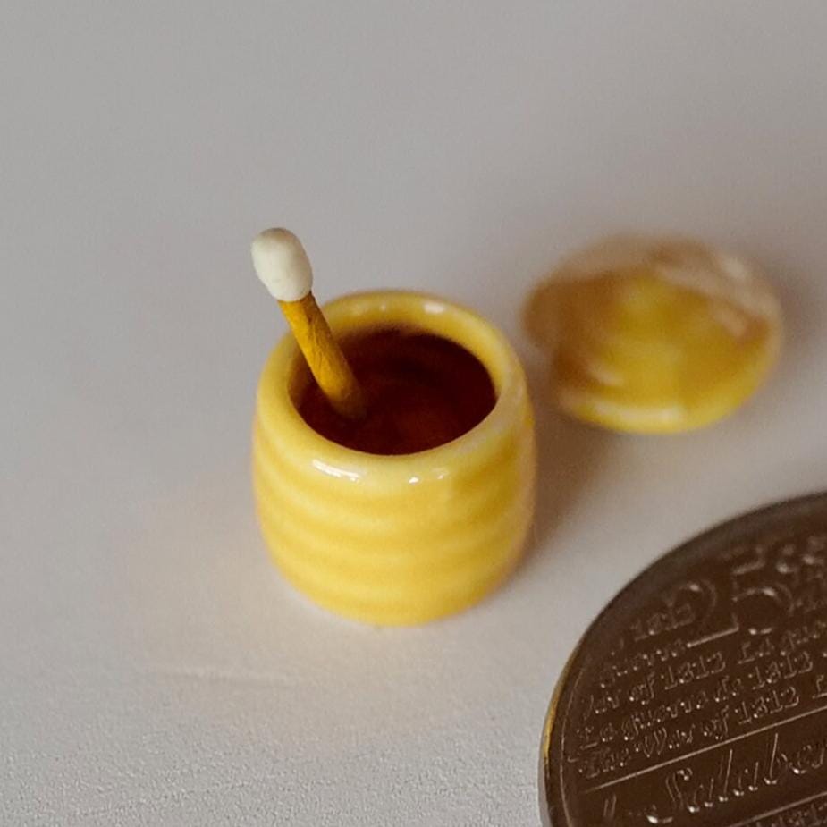 1:12 Miniature Honey Pot and Dipper - C019