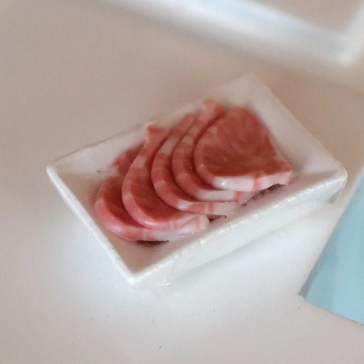 1:12 scale Dollhouse Supplies Miniature Fresh Food, slice of meat - E020