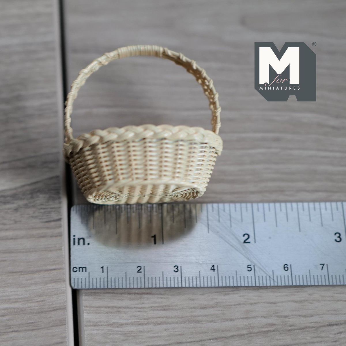 Miniature Faux Wicker Picnic Basket with Handle 1:12 Scale Dollhouse Decor Faux Rattan Basket 1-11/16 inch tall - C022