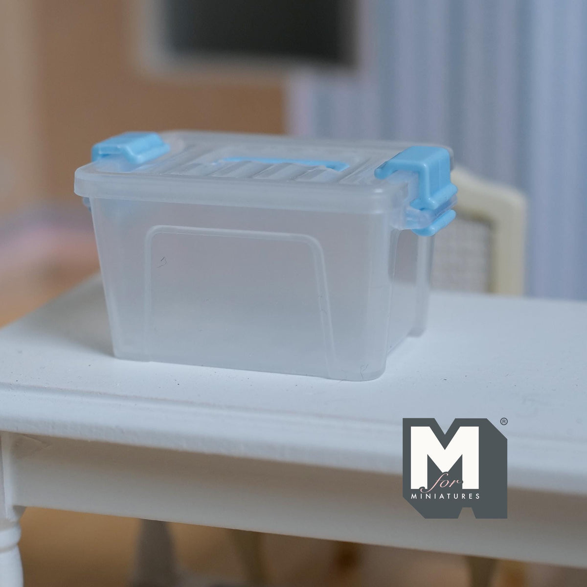 Miniature Storage Tote with Lid 1:12 Scale Dollhouse Clear Plastic Bin with Latches 1-7/8 inch long - C099
