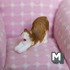 Miniature Stretching Cat , 1:12 Scale Dollhouse Supplies Cat 1-1/2 inch long (brown) - B031