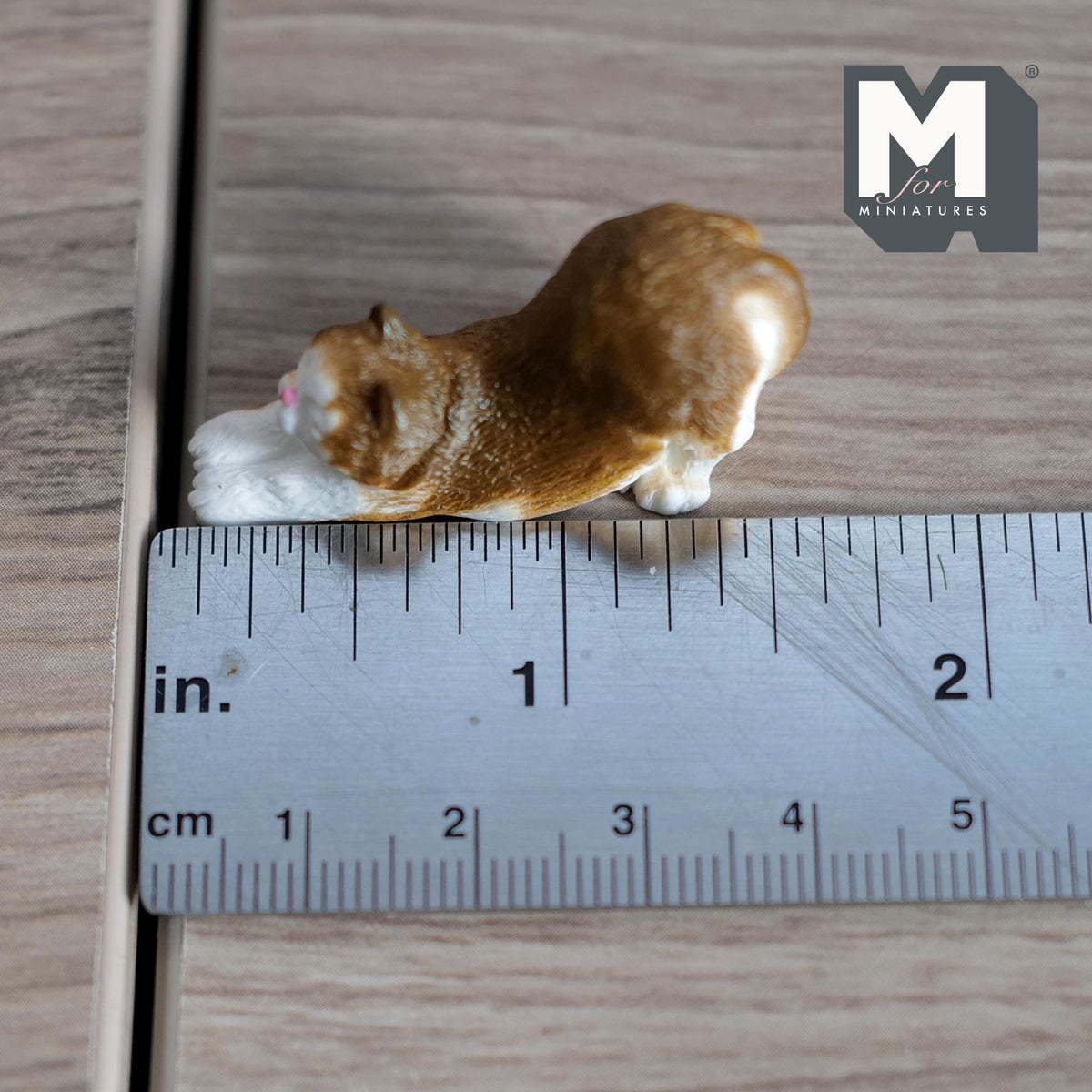 Miniature Stretching Cat , 1:12 Scale Dollhouse Supplies Cat 1-1/2 inch long (brown) - B031