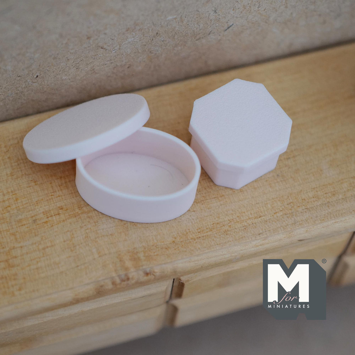 Miniature Gift Boxes with Lids Set of 2 , 1:12 Scale Storage Boxes 1/2 inch tall (pink) - B049