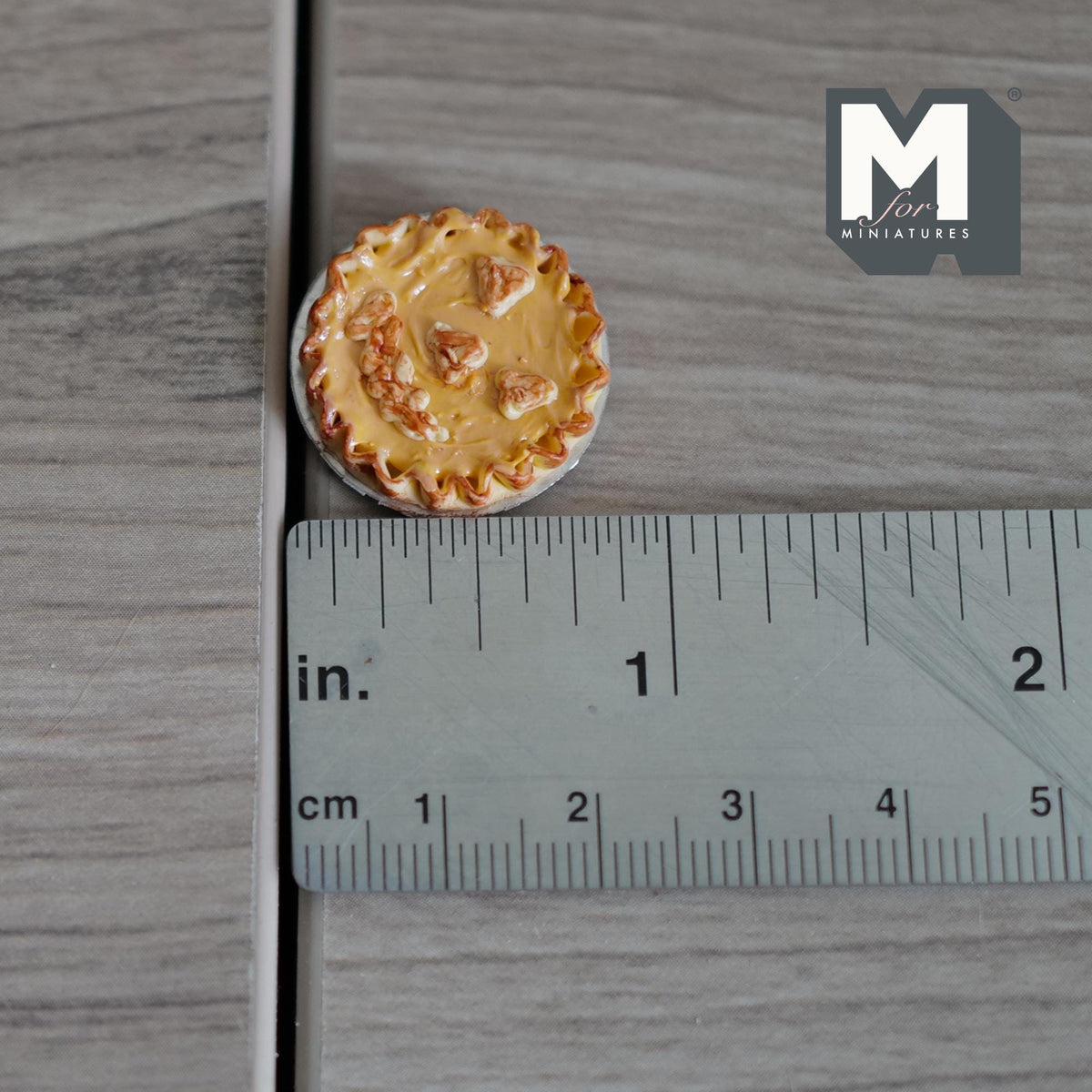 Miniature Pie on Metal Plate 1:12 Dollhouse Supplies Food Baked Pie Tar Fruit Cake 13/16 inch dia. - E025