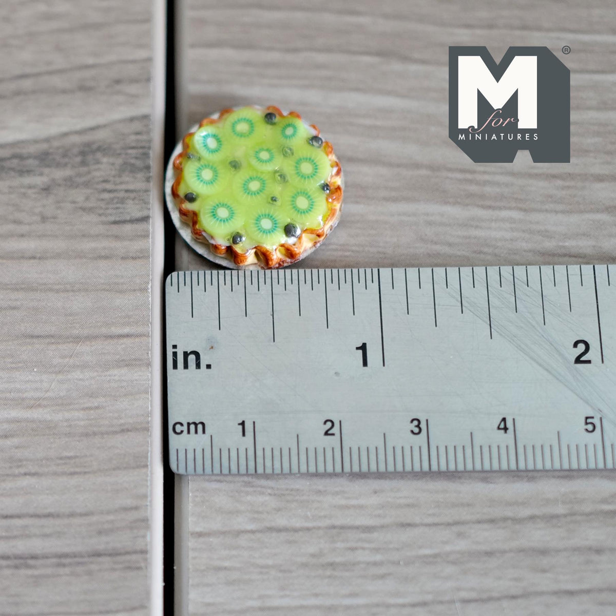 Miniature Kiwi Pie on Metal Plate 1:12 Dollhouse Supplies Food Baked Pie Tar Fruit Cake 13/16 inch dia. - E025