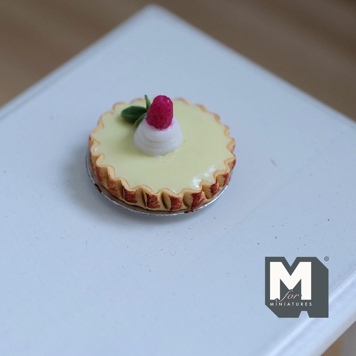 Miniature Lemon Pie on Metal Plate 1:12 Dollhouse Supplies Food Baked Pie Tar Fruit Cake 13/16 inch dia. - E025