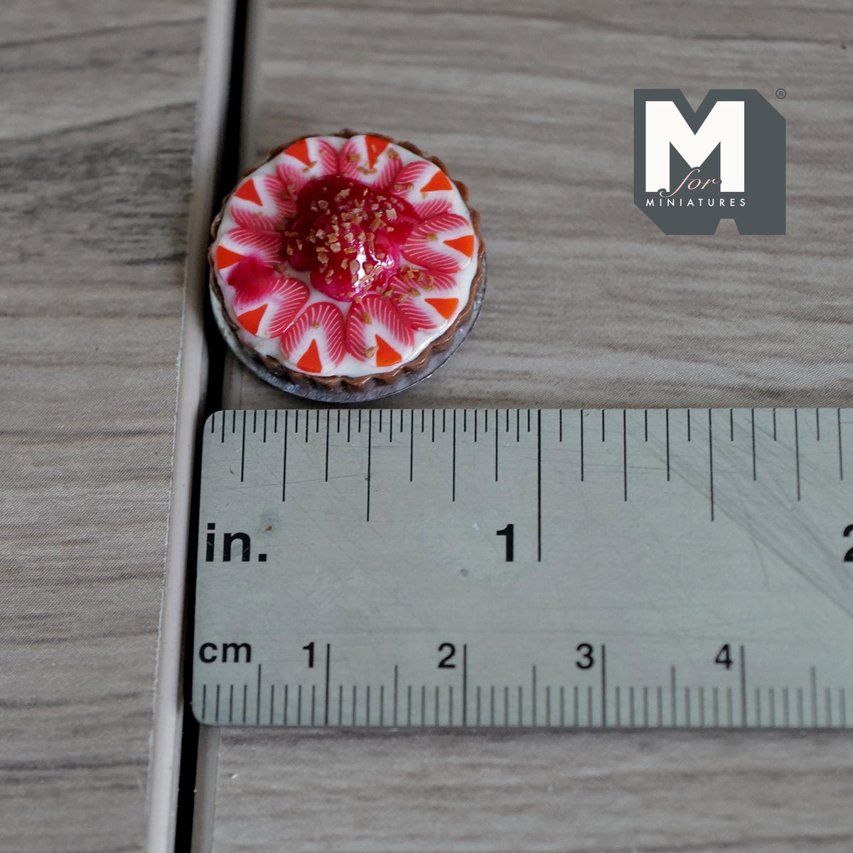Miniature Strawberry Pie on Metal Plate 1:12 Dollhouse Supplies Food Baked Pie Tar Fruit Cake 13/16 inch dia. - E025