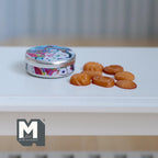 1:12 Dollhouse Miniature Butter Cookies and Tin with 7 Cookies - E033