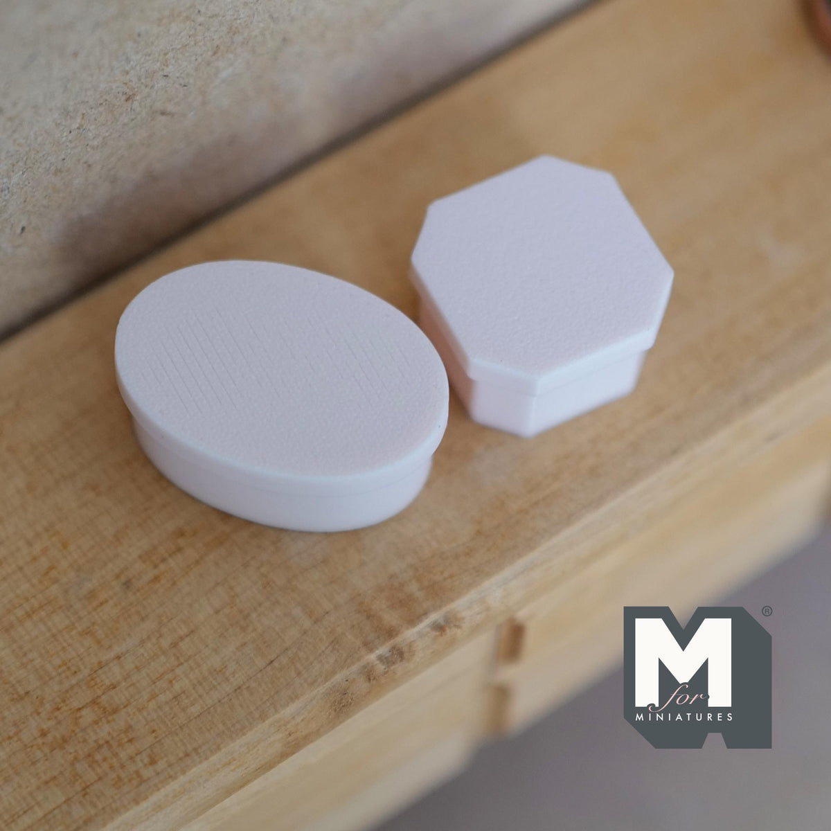 Miniature Gift Boxes with Lids Set of 2 , 1:12 Scale Storage Boxes 1/2 inch tall (pink) - B049