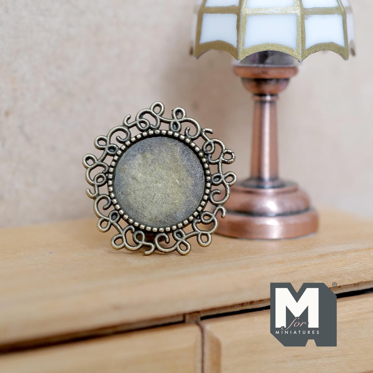 Miniature Portrait Frame 1:12 Scale Dollhouse Metal Photo Frame with Stand 15/16 inch tall - B052