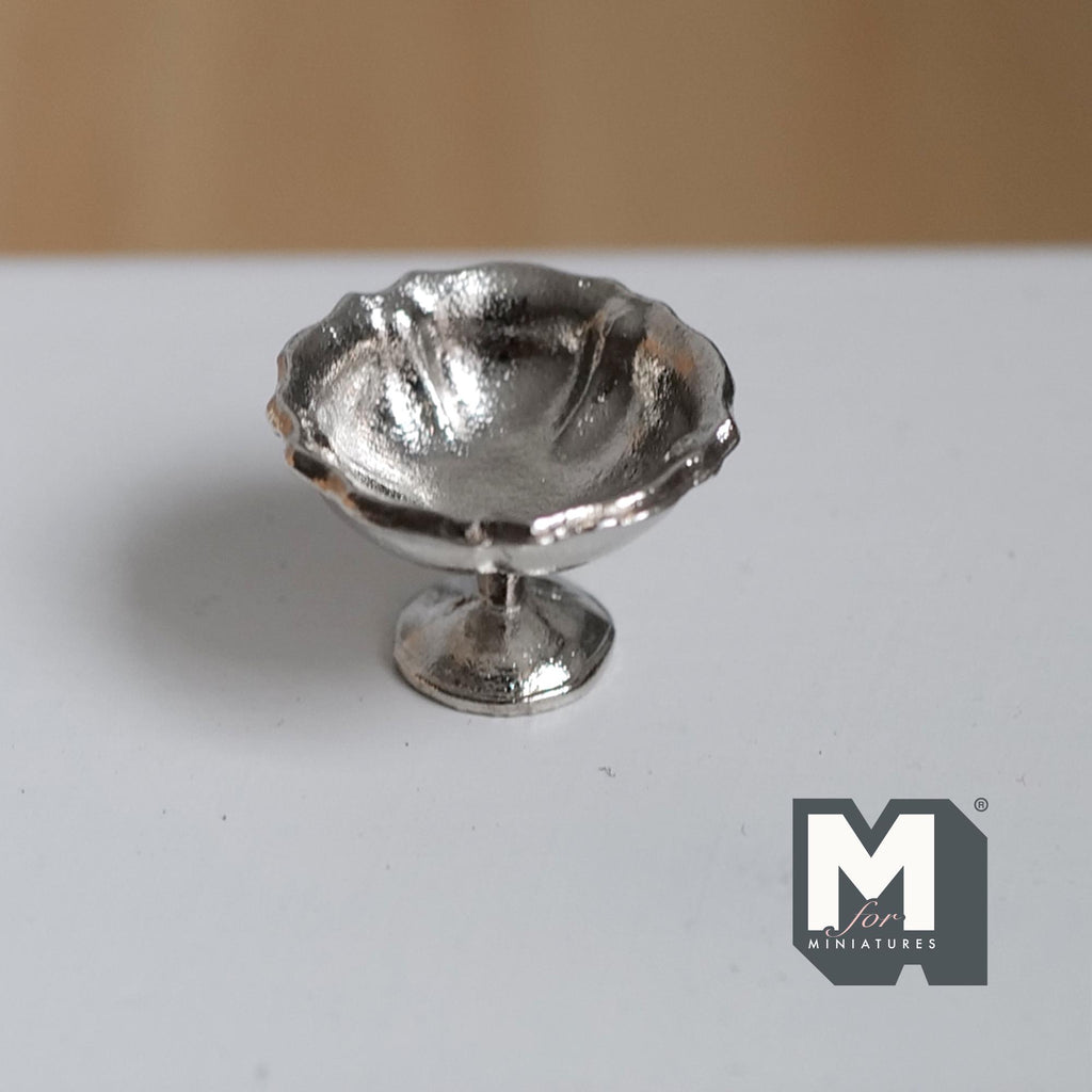 Miniature Pedestal Cake Stand 1:12 Scale Dollhouse Bakery Food Serving Platter Display Stand 1/2 inch tall (silver) (metal) - E047