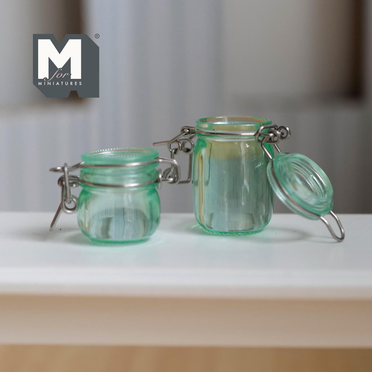 Miniature Storage Jars 1:12 Scale Dollhouse Kitchen Large Size Canisters with Clamp Lids Set of 2 (clear green) -  A025