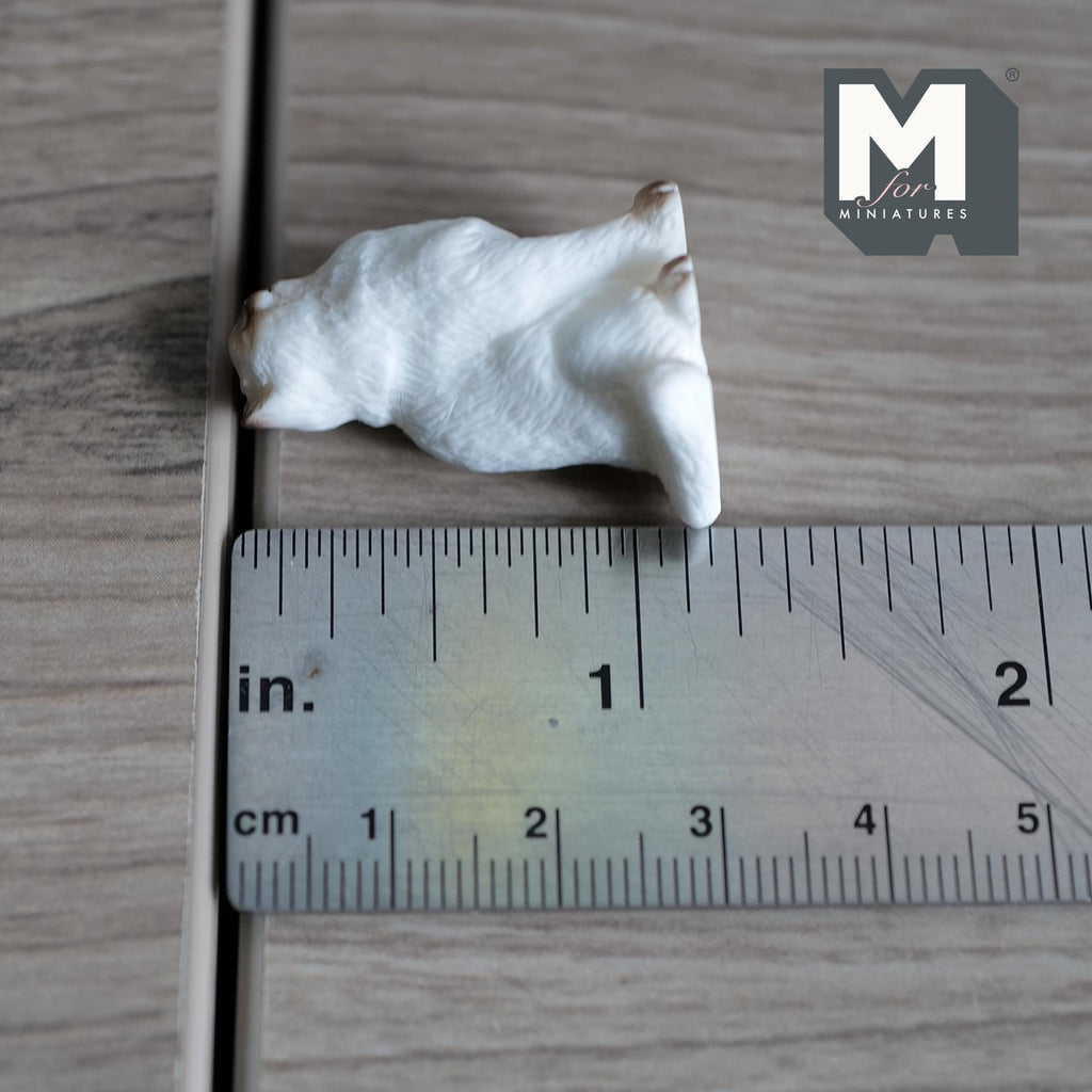 Miniature Sitting Cat Closed Eyes 1:12 Scale Sitting Cat 1-1/8 inch tall - B044