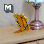 Miniature Portrait Frame 1:12 Scale Dollhouse Metal Oval Photo Frame with Stand 7/8 inch tall (gold) - B052