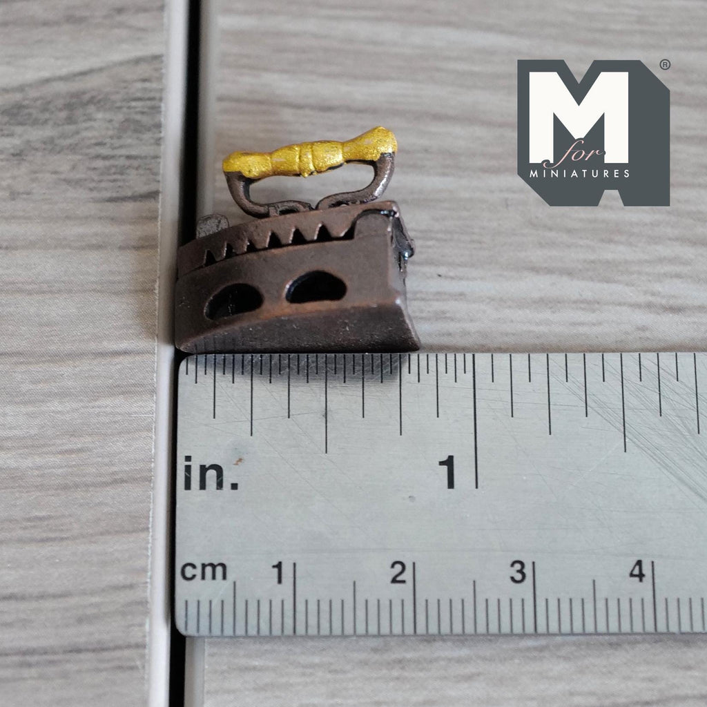 1:12 Scale Miniature Iron Dollhouse Laundry Decor 13/16 inch long (metal) - C076