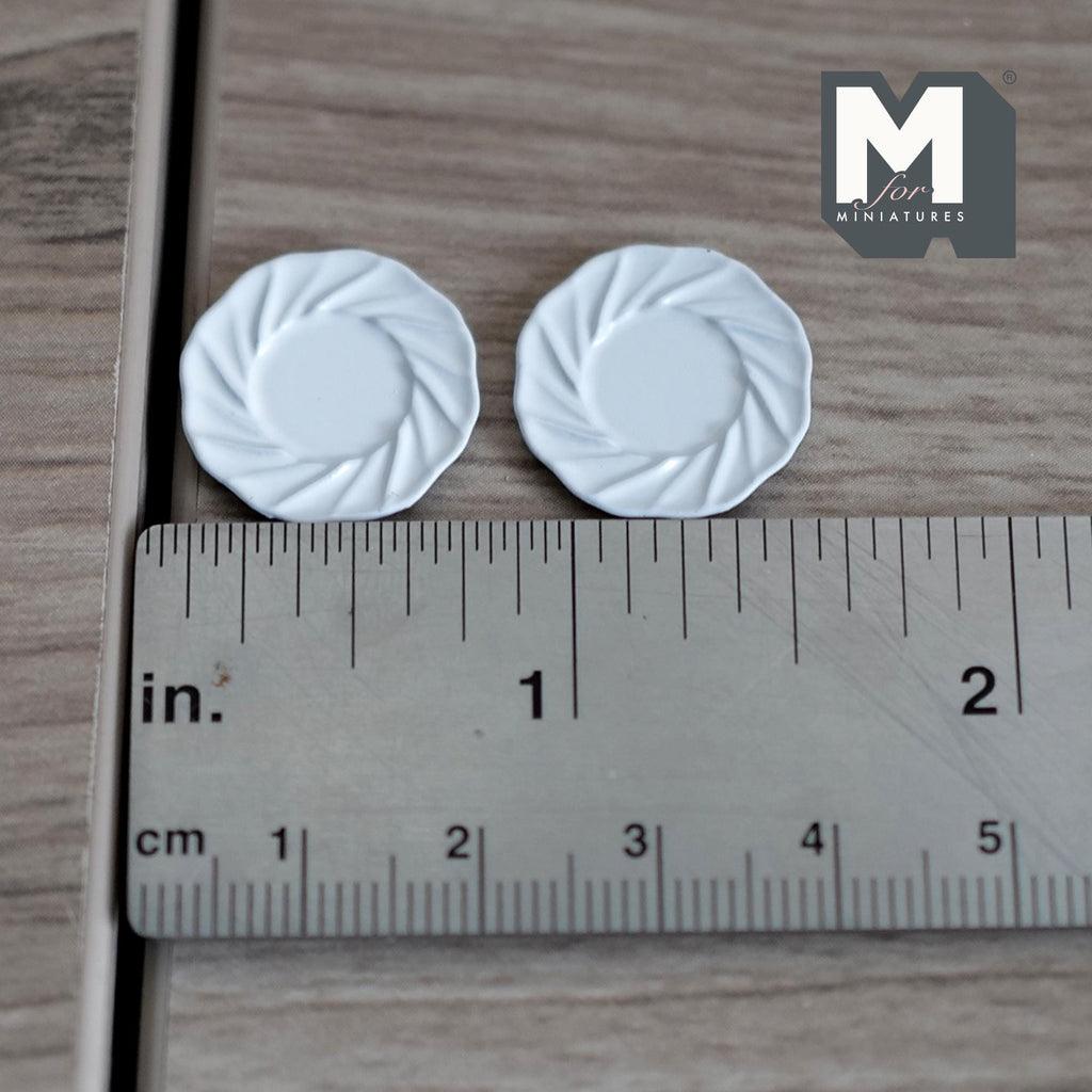Miniature Dining Plates Set of 2 , 1:12 Scale Dollhouse Supplies Tableware 11/16 inch dia.  (white) (M)  (Metal)-- A030