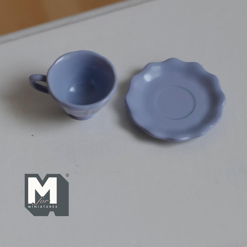 Miniature Coffee Cup and Scallop Saucer Set 1:12 Scale Dollhouse Tea Cup Drinkware Set of 2 (purple) (metal) - F074