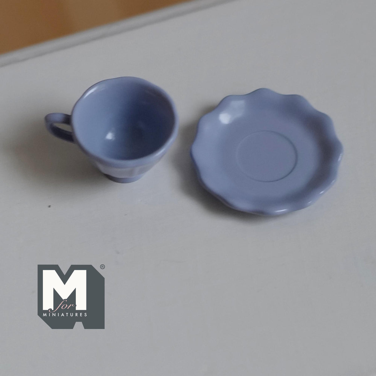 Miniature Coffee Cup and Scallop Saucer Set 1:12 Scale Dollhouse Tea Cup Drinkware Set of 2 (purple) (metal) - F074