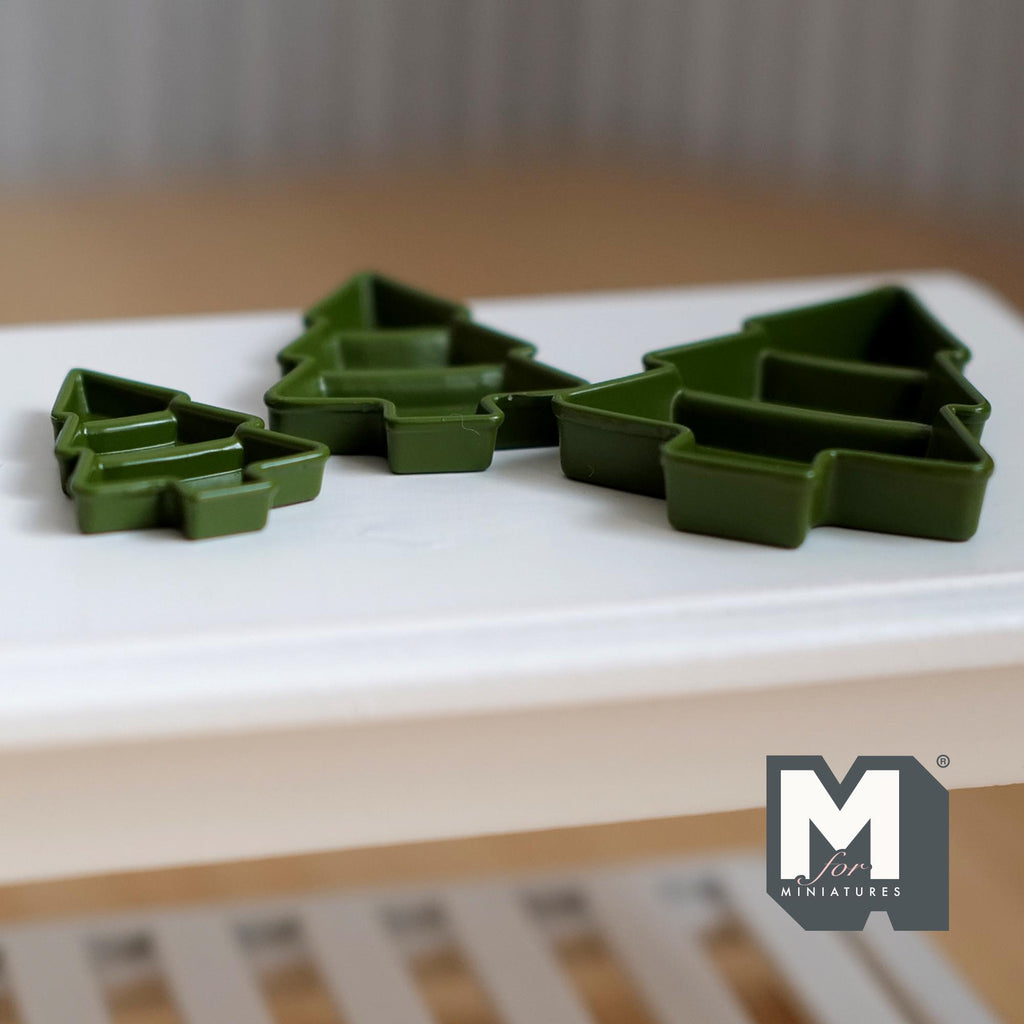 Miniature Christmas Tree Shaped Trays,  1:12 Scale Dollhouse Christmas Accessories Set of 3 (pine green) (metal) - G067