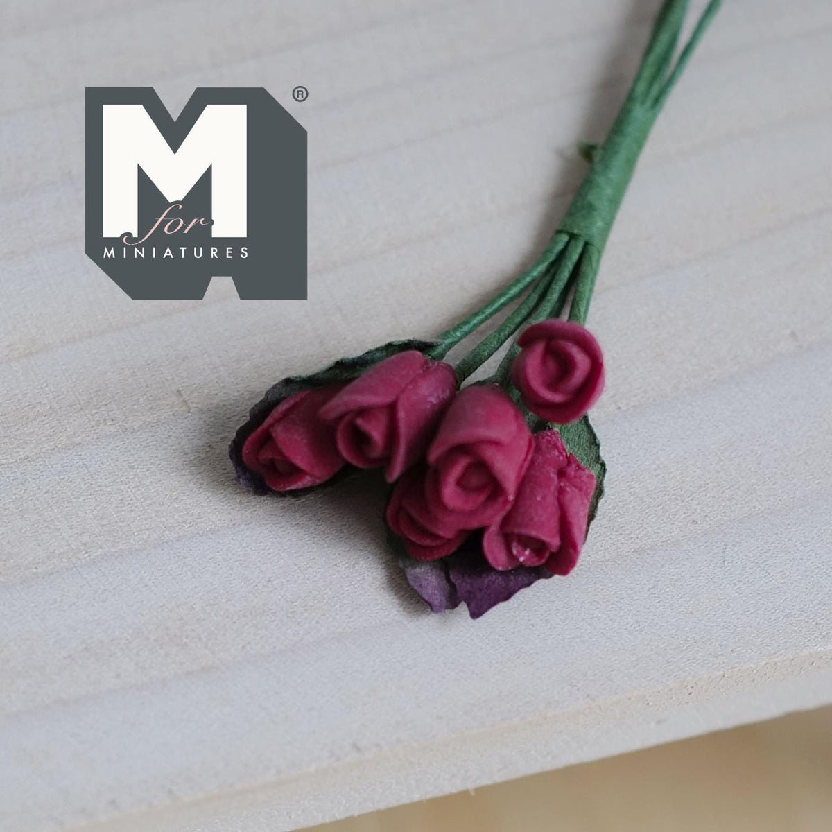 1:12 Scale Miniature Red Rose Bunch, Flower Stem for Fairy Garden and Diorama, 3-15/16 inch long