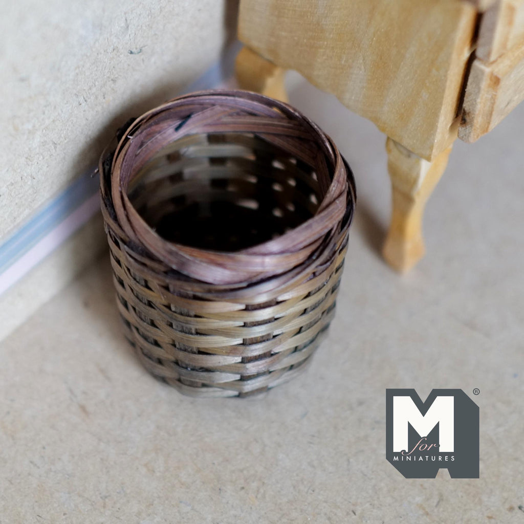1:12 Scale Miniature Woven Brown Basket Dollhouse Rattan Hamper Laundry Basket Tiny Wicker Storage Bin 1-1/2 inch tall - D053