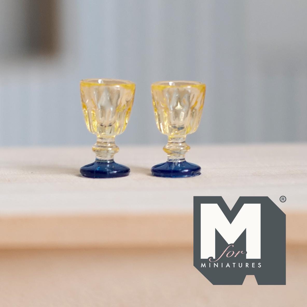Miniature Goblet Set of 2 , 1:12 Scale Dollhouse Wine Glasses 9/16 inch tall (plastic) - E084