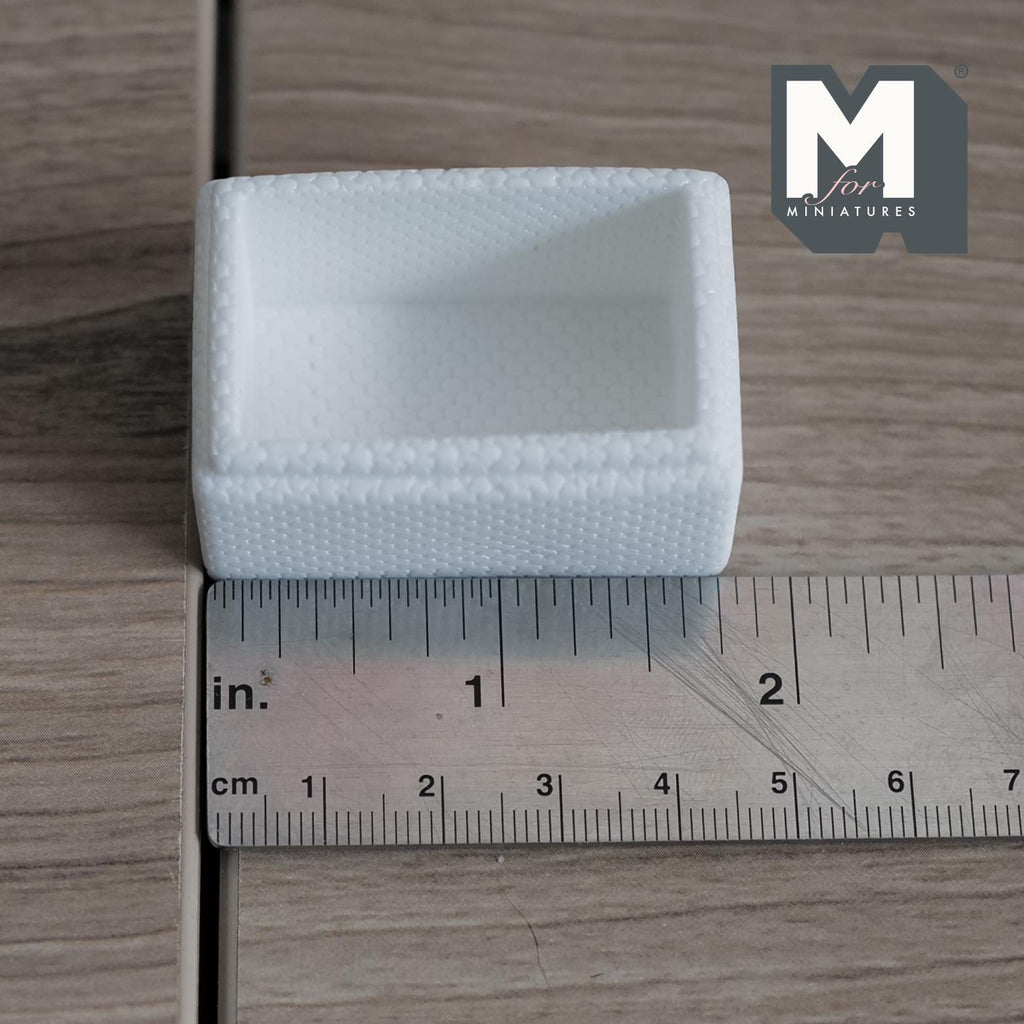 1:12 Scale Styrofoam Style Box Dollhouse Decor Storage (resin) (no lid) - H037