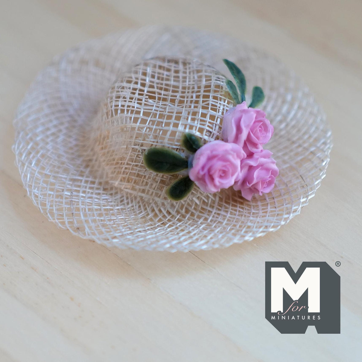 1:6 Scale Miniature Woven Pattern Straw Hat with White Lace & 3 Pink Roses 2-3/16 inch dia. - C060