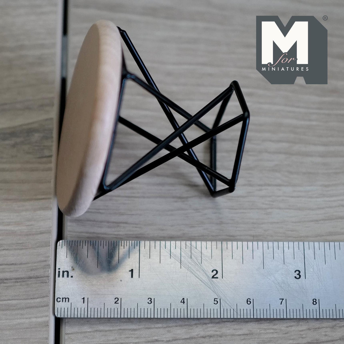 Miniature Coffee Table 1:12 Scale Dollhouse Furniture Round Table 1-7/8 inch tall - H045