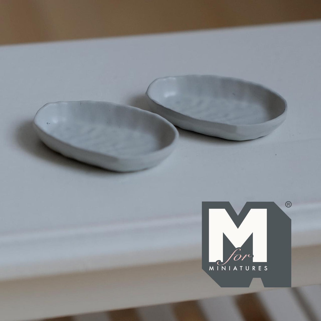 Miniature Irregular Shaped Food Trays Set of 2, 1:12 Scale Dollhouse Kitchen Decor Tableware 7/8 inch long(cool gray)(metal)(style b) - A034