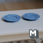 Miniature Dining Plates Set of 2 , 1:12 Scale Dollhouse Supplies Tableware 7/8 inch dia.  (blue) (L) (Metal)- A030