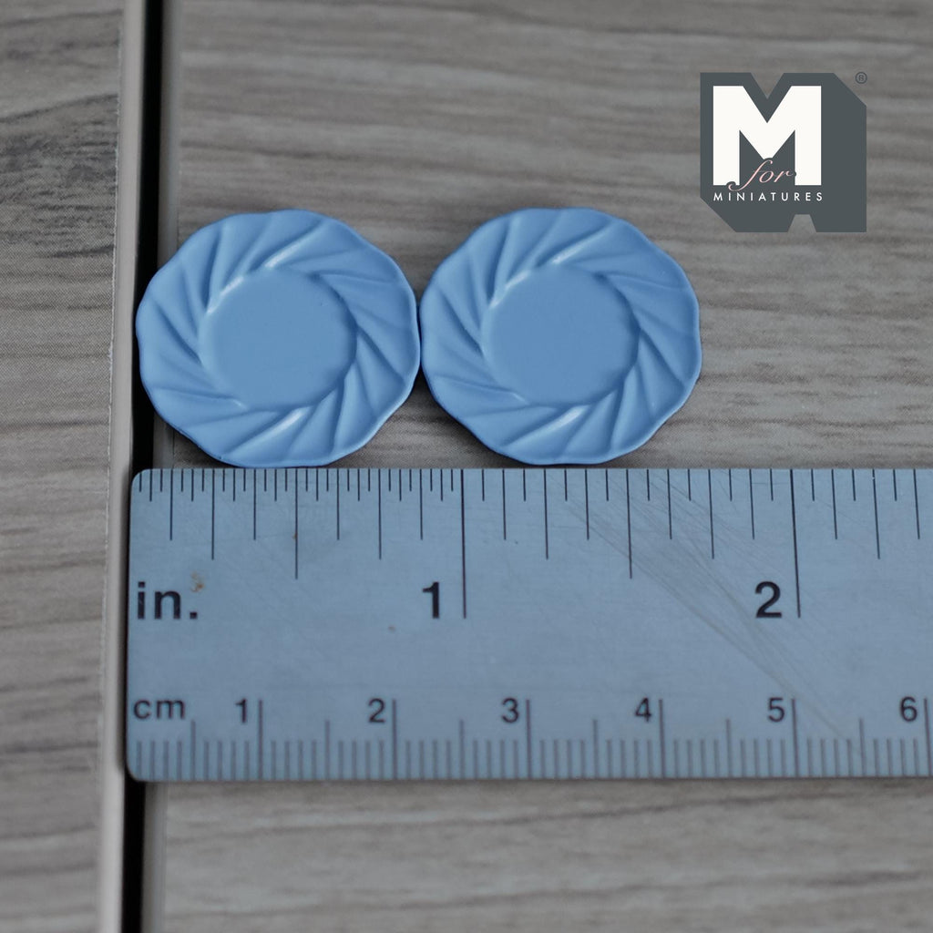 Miniature Dining Plates Set of 2 , 1:12 Scale Dollhouse Supplies Tableware 7/8 inch dia.  (blue) (L) (Metal)- A030