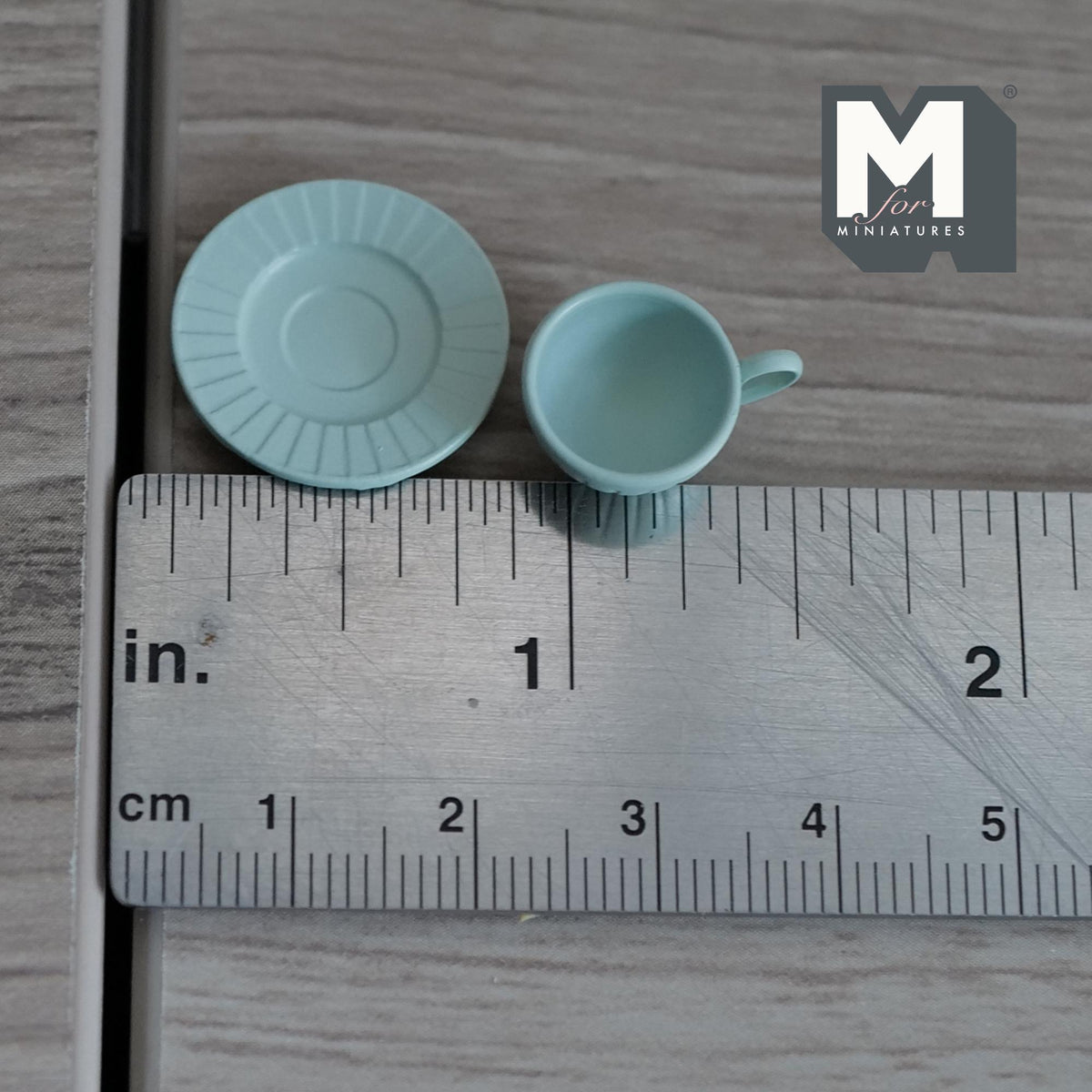 Miniature Coffee Cup and Saucer Set 1:12 Scale Dollhouse Tea Cup Drinkware Set of 2 (green) (metal) - F071