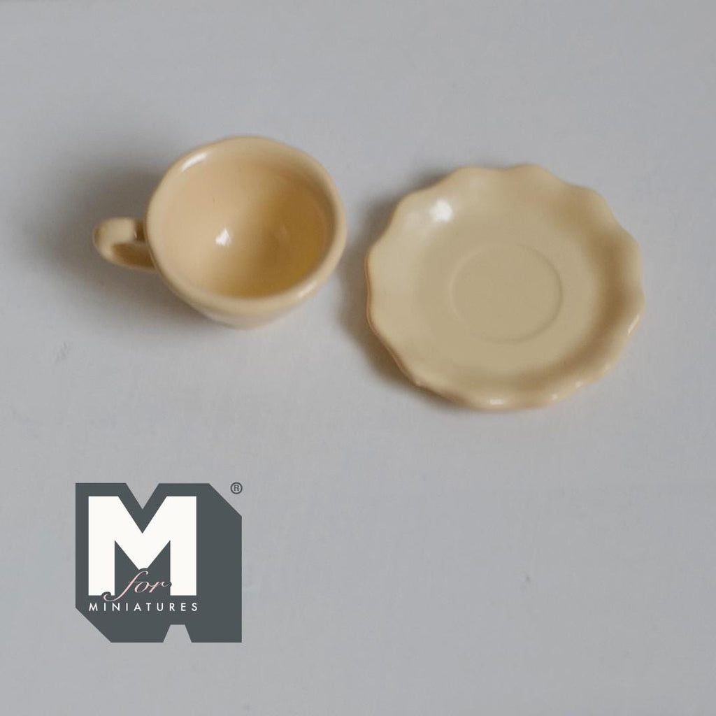 Miniature Coffee Cup and Scallop Saucer Set 1:12 Scale Dollhouse Tea Cup Drinkware Set of 2 (yellow) (metal) - F074