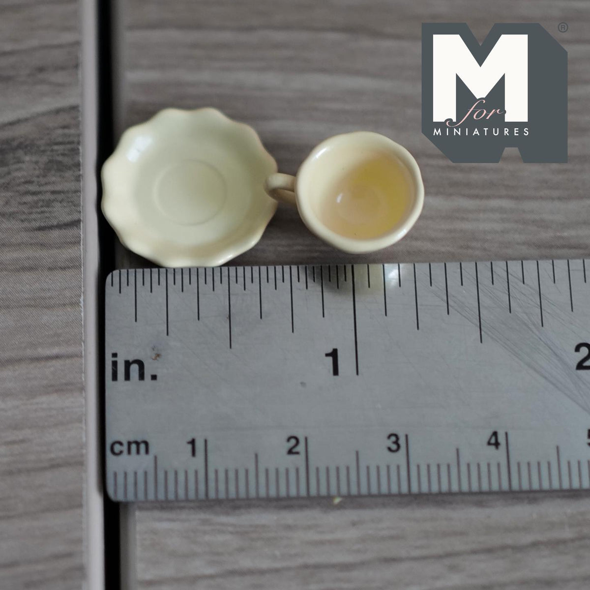 Miniature Coffee Cup and Scallop Saucer Set 1:12 Scale Dollhouse Tea Cup Drinkware Set of 2 (yellow) (metal) - F074