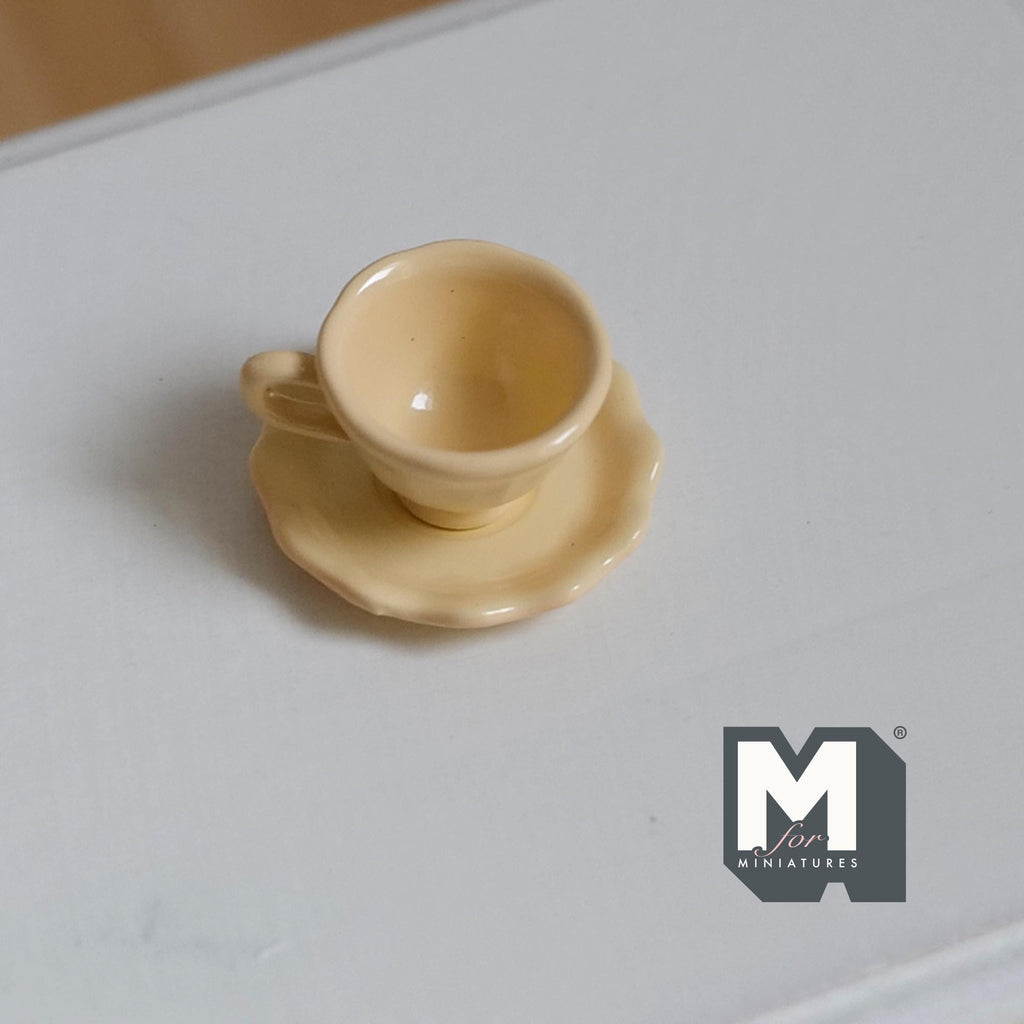 Miniature Coffee Cup and Scallop Saucer Set 1:12 Scale Dollhouse Tea Cup Drinkware Set of 2 (yellow) (metal) - F074