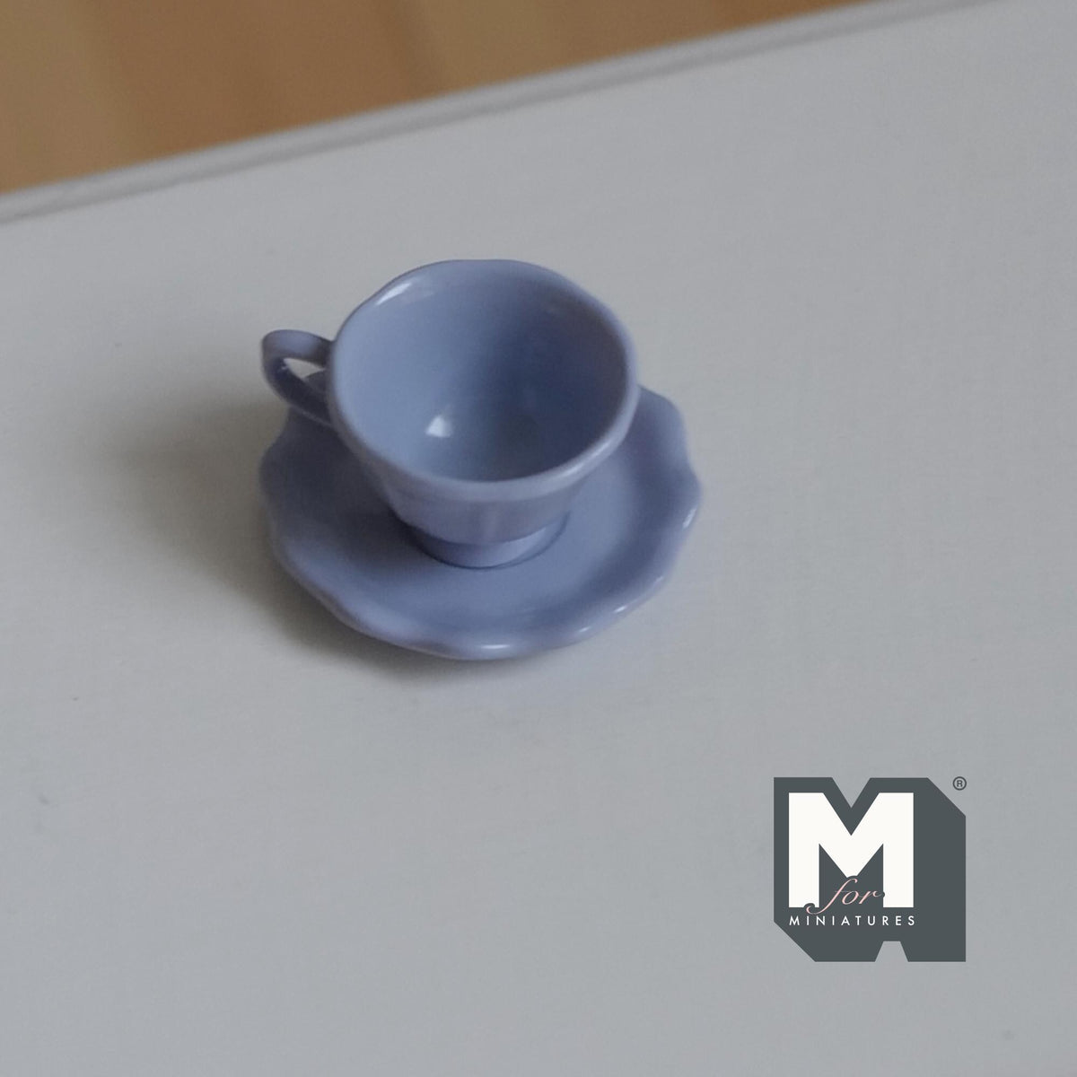 Miniature Coffee Cup and Scallop Saucer Set 1:12 Scale Dollhouse Tea Cup Drinkware Set of 2 (purple) (metal) - F074