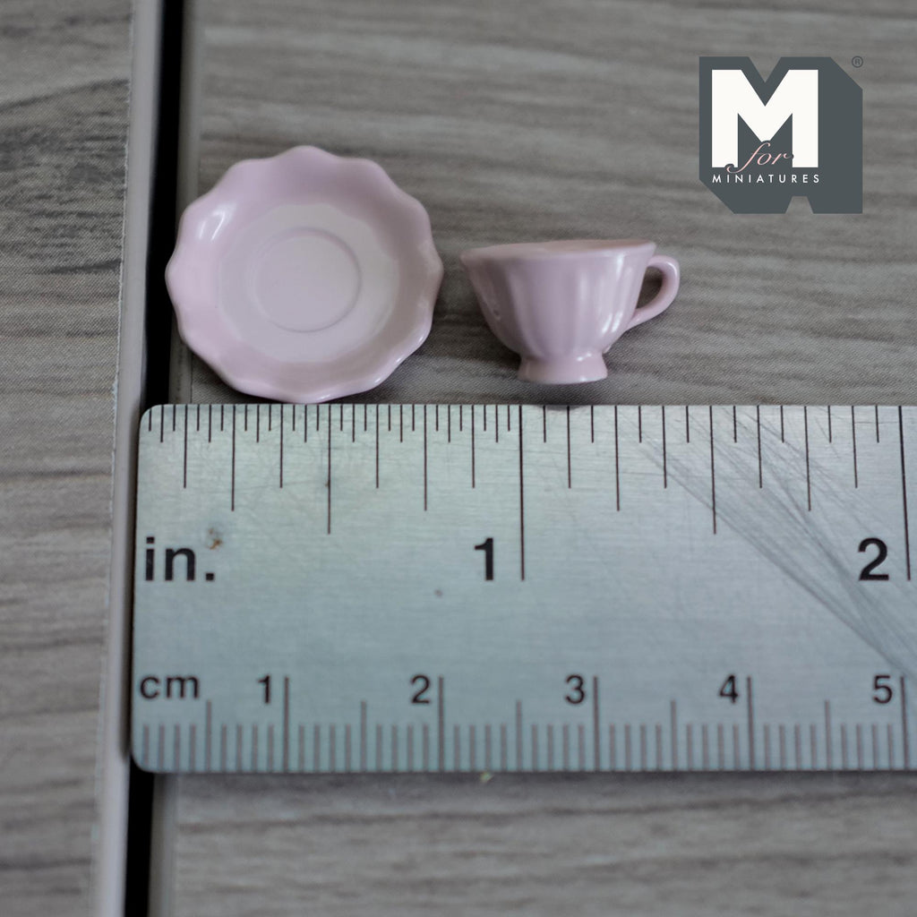 Miniature Coffee Cup and Scallop Saucer Set 1:12 Scale Dollhouse Tea Cup Drinkware Set of 2 (pink) (metal) - F074