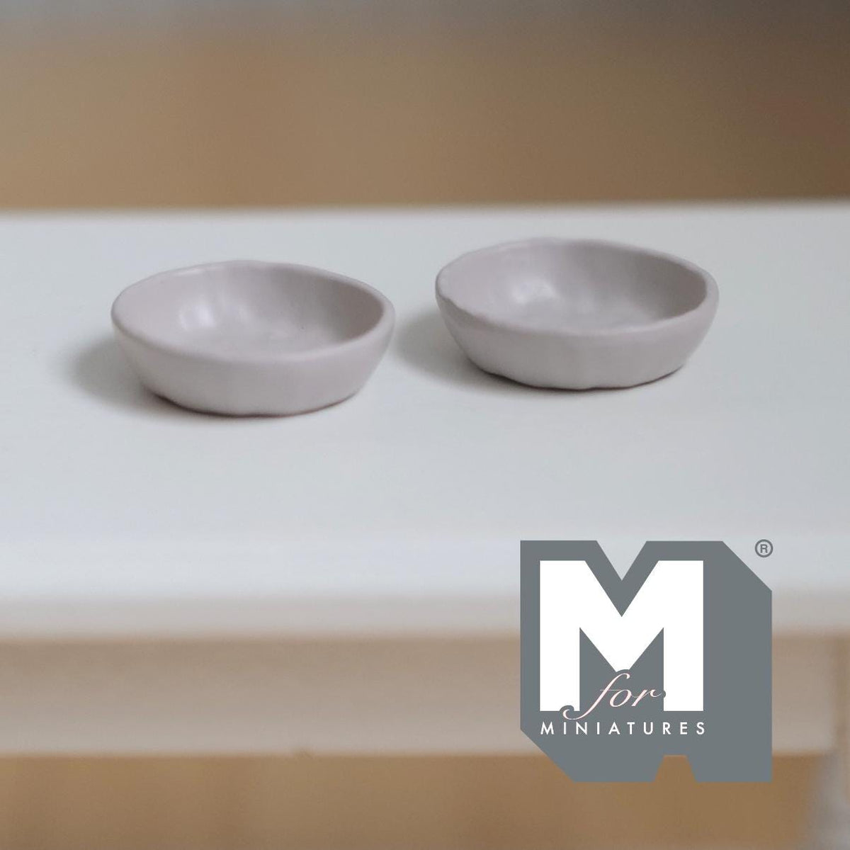 Miniature Irregular Shaped Food Bowls Set of 2, 1:12 Scale Dollhouse Kitchen Decor Tableware 3/4 inch long (warm gray) (metal) - A034